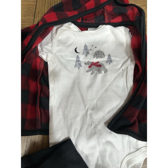 Carters Baby Bundle - Picture 3 of 3